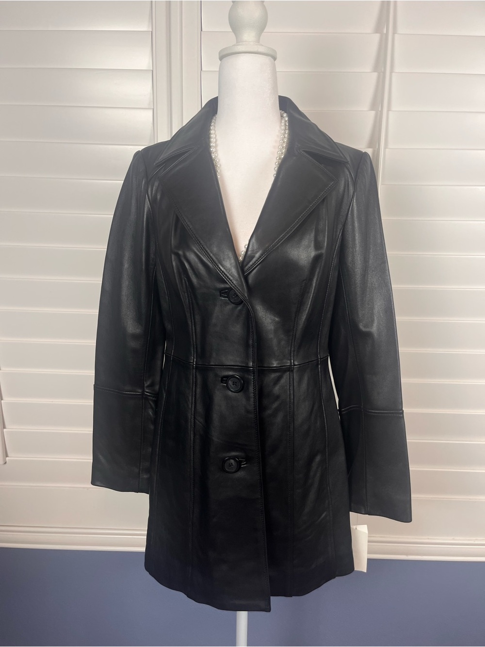 Anne Klein Black Leather Button-Front Coat NWT size xs Y2K mob wife quiet luxury - Picture 3 of 7